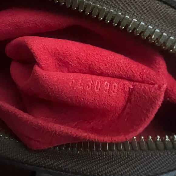 Louis Vuitton Damier Ebene Trevi PM - Picture 11 of 11